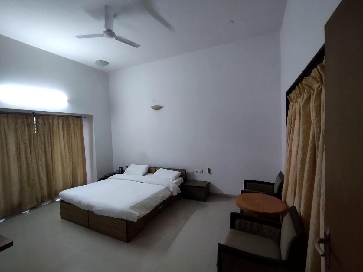Savana Lake Resort Nashik Luaran gambar