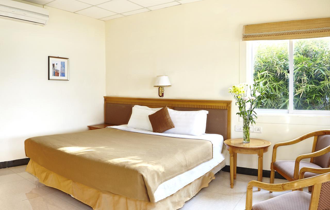 Savana Lake Resort Nashik Luaran gambar